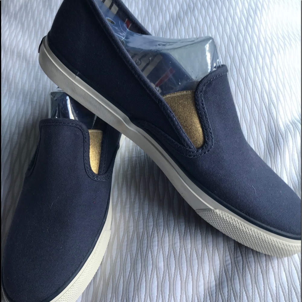 Women’s shoes sperry size 9.5